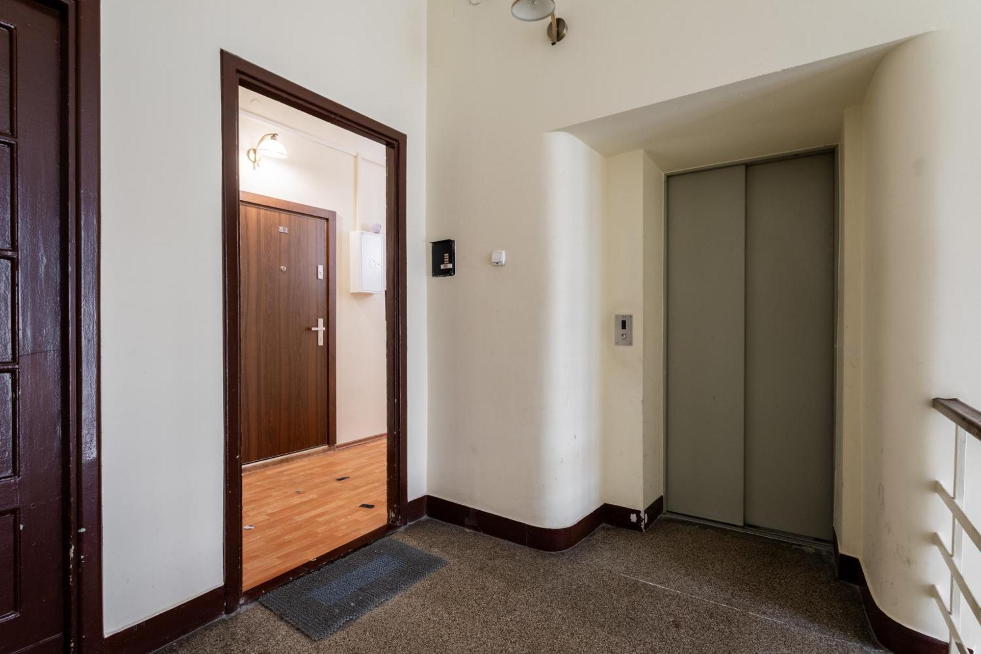 The Champagne Center Apartament *